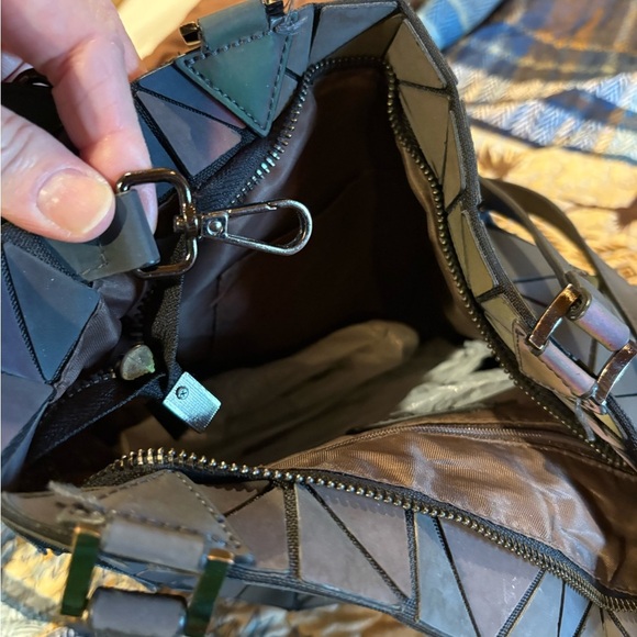 LOVEVOOK tote-style bag geometric lattice design. - Picture 6 of 16